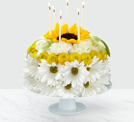 Birthday Smiles â?¢ Floral Cake